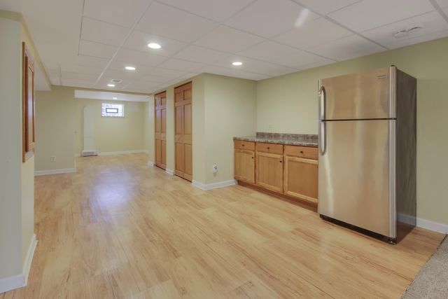 736 Cottonwood Drive, Dyer, IN 46311