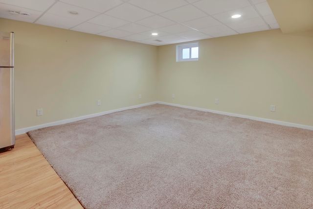 736 Cottonwood Drive, Dyer, IN 46311