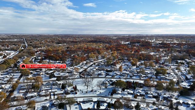 736 Cottonwood Drive, Dyer, IN 46311