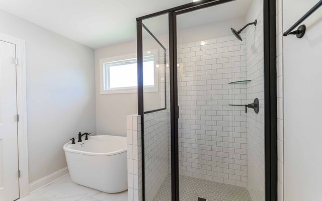 884 Joe Miller Drive, Hendersonville, TN 37075