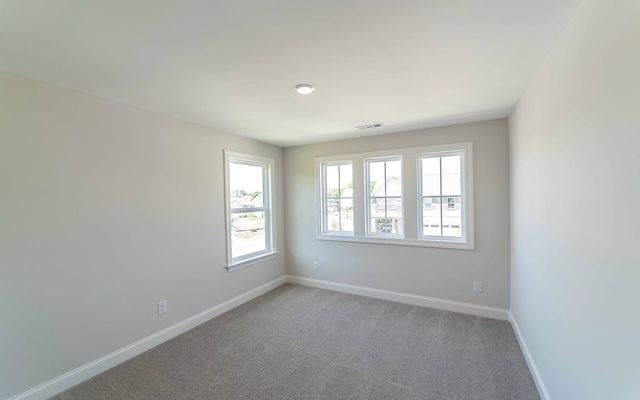 884 Joe Miller Drive, Hendersonville, TN 37075