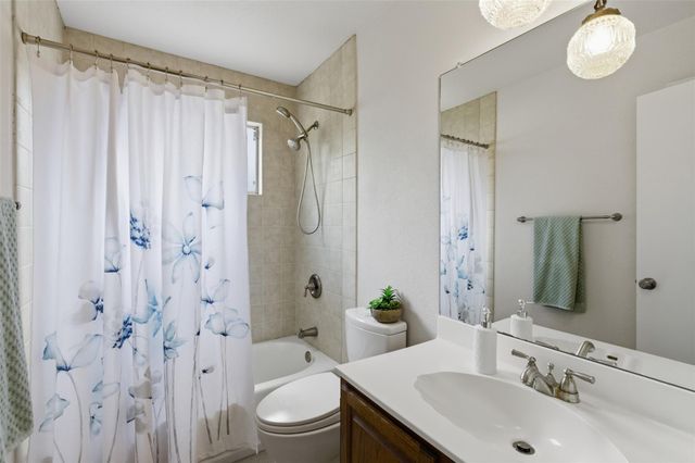 5305 Wolf RUN, Austin, TX 78749