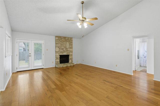 5305 Wolf RUN, Austin, TX 78749