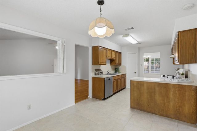 5305 Wolf RUN, Austin, TX 78749