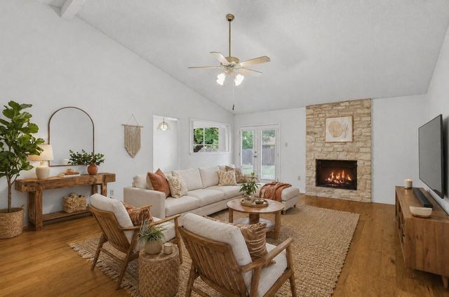 5305 Wolf RUN, Austin, TX 78749