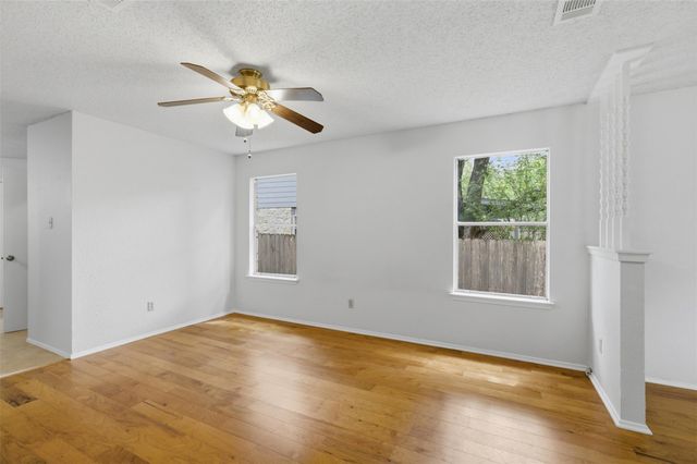 5305 Wolf RUN, Austin, TX 78749