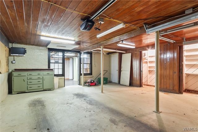 1538 Bellwood, Northport, AL 35476