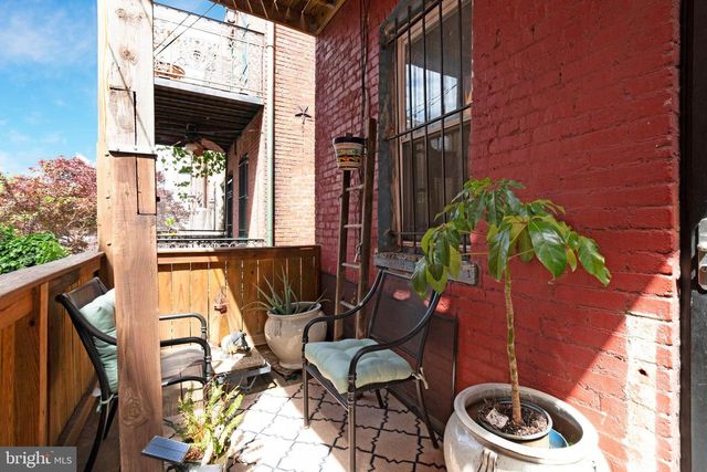 902 WESTMINSTER ST NW, Washington, DC 20001