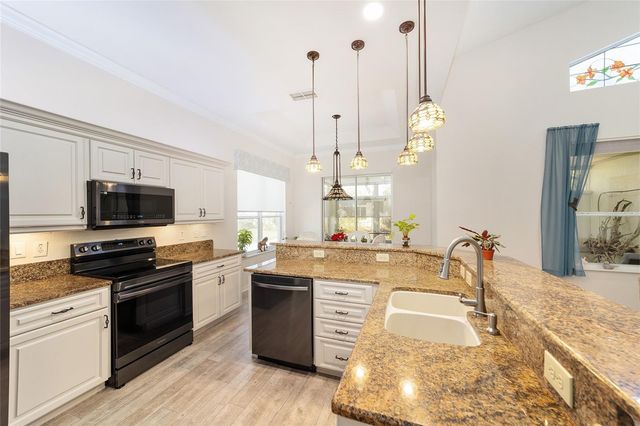 7465 SW 111TH LANE, Ocala, FL 34476