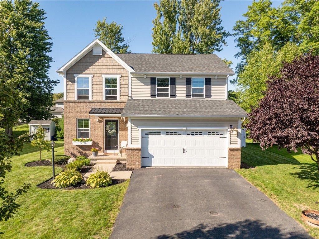 67 Tuscany Lane, Penfield, NY 14580