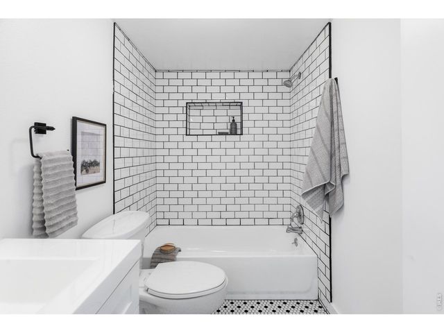 3461 28th St 6, Boulder, CO 80301