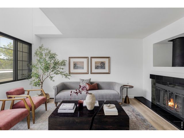 3461 28th St 6, Boulder, CO 80301