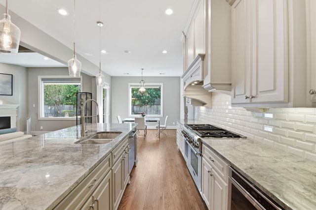 3511 Blue Bonnet Boulevard, Houston, TX 77025