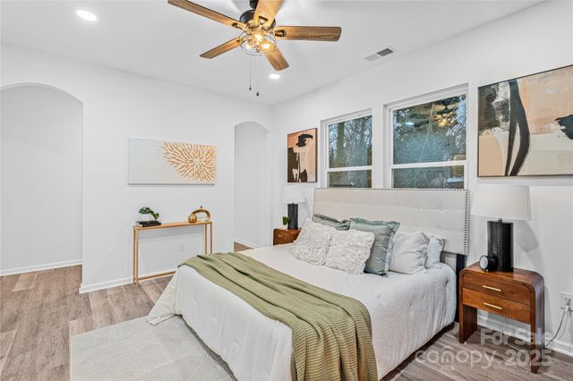 510 N Mulberry Street, Cherryville, NC 28201