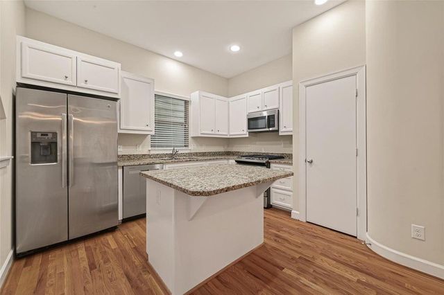 11504 Main Pine Drive, Houston, TX 77025