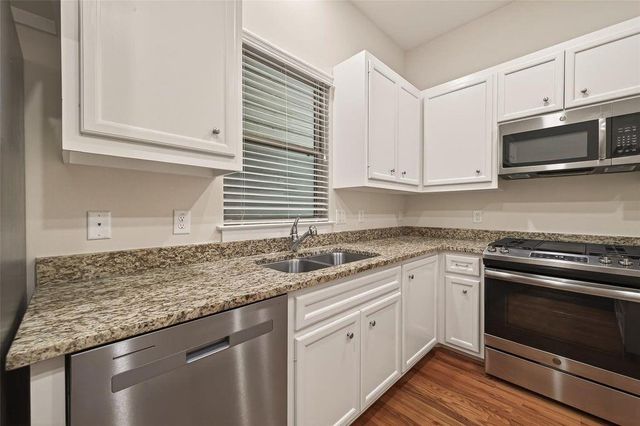 11504 Main Pine Drive, Houston, TX 77025