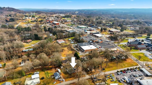 74 7th Street NW, Taylorsville, NC 28681