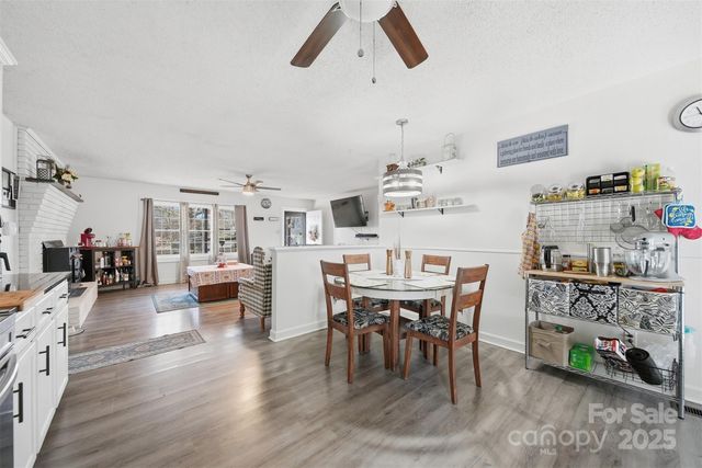 74 7th Street NW, Taylorsville, NC 28681