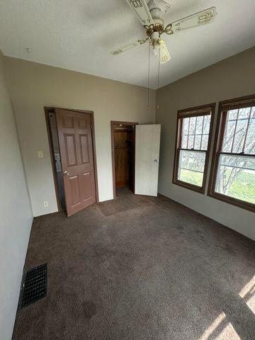 404 South Street, Stockton, MO 65785