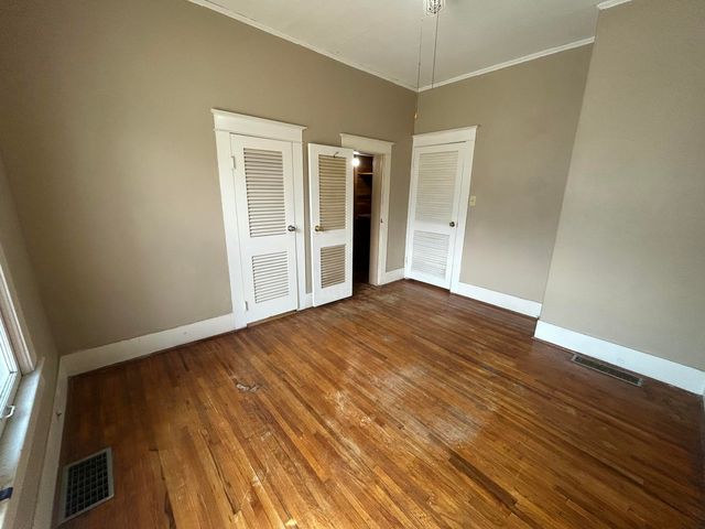 404 South Street, Stockton, MO 65785