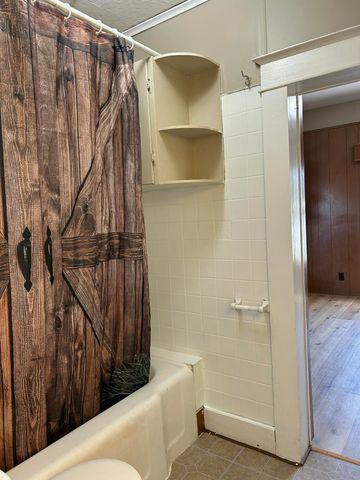 404 South Street, Stockton, MO 65785