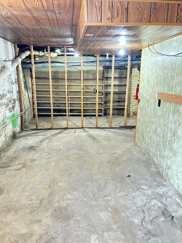 404 South Street, Stockton, MO 65785