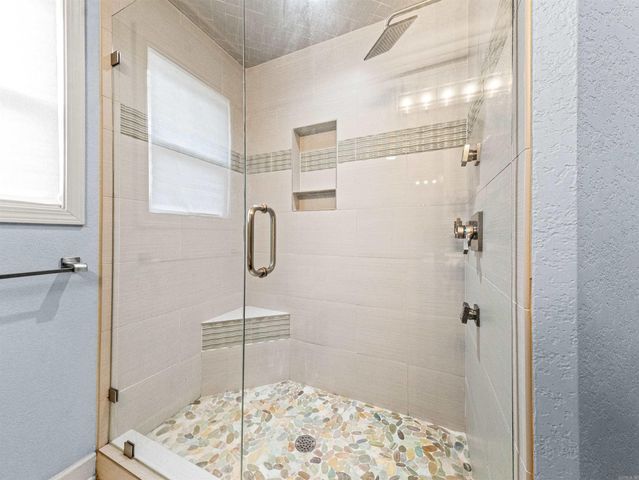 125 Lindale Circle, Hot Springs, AR 71913