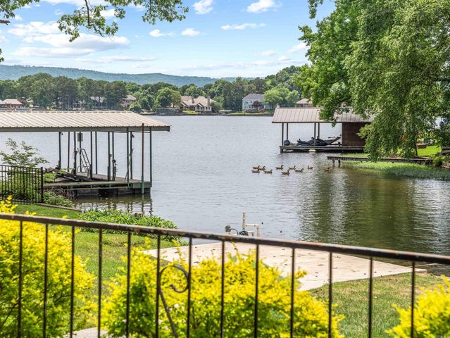 125 Lindale Circle, Hot Springs, AR 71913