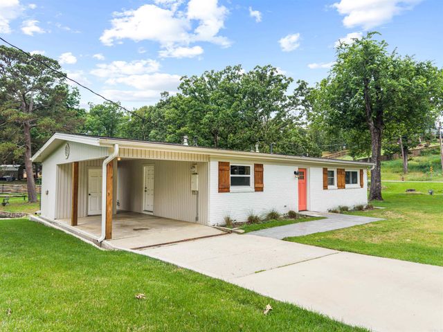125 Lindale Circle, Hot Springs, AR 71913
