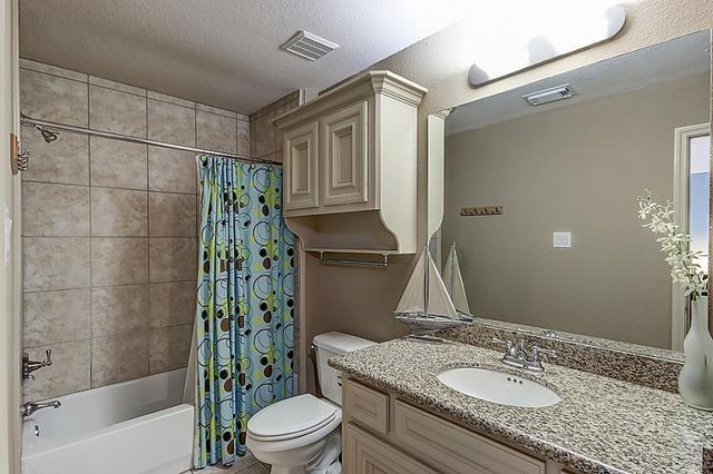 11114 Sherwood Garden Drive, Houston, TX 77043