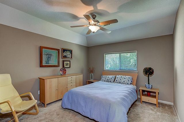 11114 Sherwood Garden Drive, Houston, TX 77043