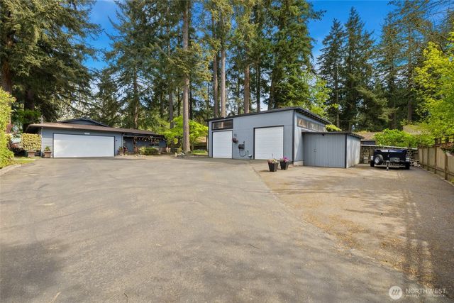18320 Corliss Avenue N, Shoreline, WA 98133