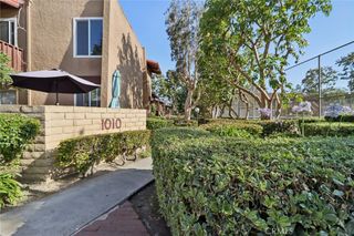 1010 W Macarthur Boulevard 24, Santa Ana, CA 92707
