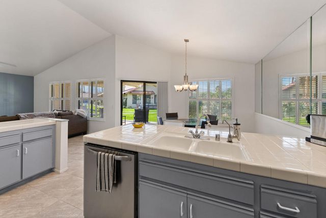 42885 Scirocco Road, Palm Desert, CA 92211