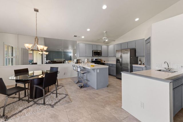 42885 Scirocco Road, Palm Desert, CA 92211