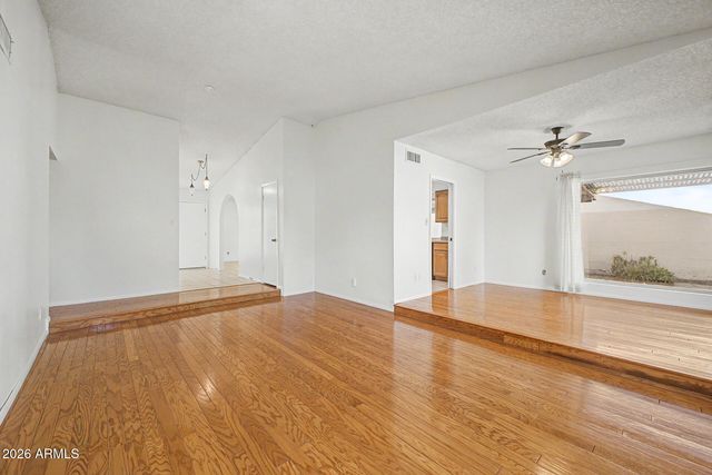 5323 W Mountain View Road, Glendale, AZ 85302