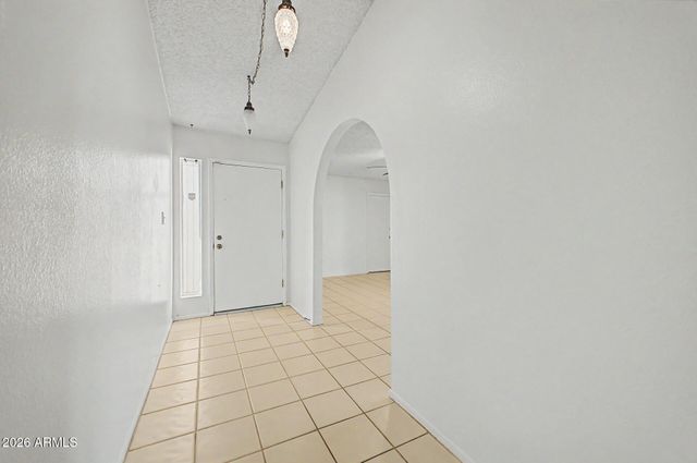 5323 W Mountain View Road, Glendale, AZ 85302