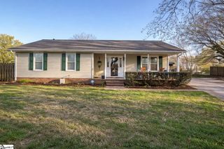 209 Deer Run Court, Spartanburg, SC 29303