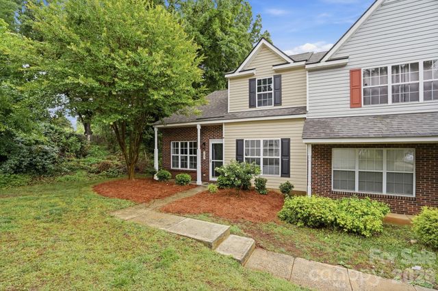 7621 Petrea Lane, Charlotte, NC 28227
