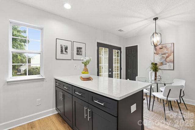 7621 Petrea Lane, Charlotte, NC 28227