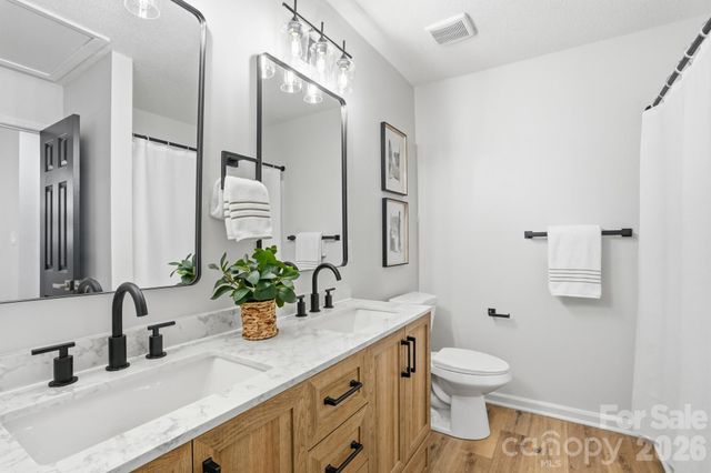 7621 Petrea Lane, Charlotte, NC 28227