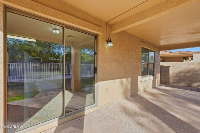 1425 N THUNDERBIRD Avenue, Gilbert, AZ 85234