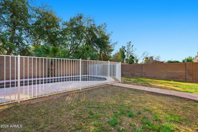 1425 N THUNDERBIRD Avenue, Gilbert, AZ 85234