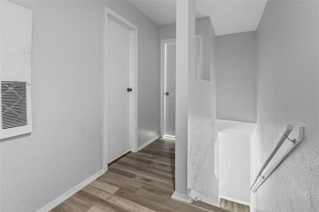 8703 Victorian Village Drive 8703, Houston, TX 77071