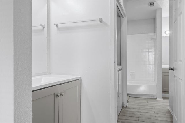 8703 Victorian Village Drive 8703, Houston, TX 77071