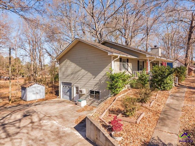 416 Moseley Road, Byron, GA 31008