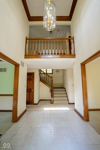 1112 N Dogwood Way, Greenfield, IN 46140