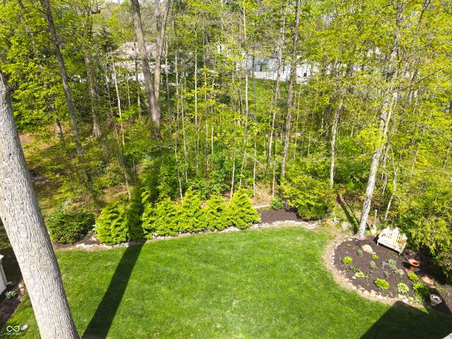 1112 N Dogwood Way, Greenfield, IN 46140