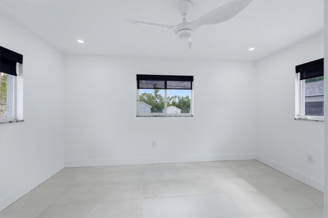 201 HONORE AVENUE, Sarasota, FL 34232