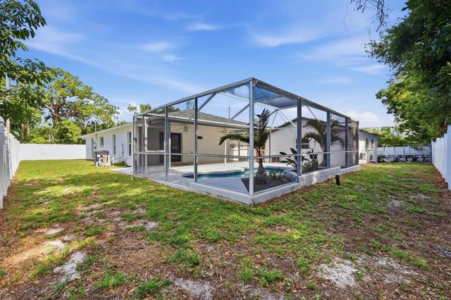 201 HONORE AVENUE, Sarasota, FL 34232